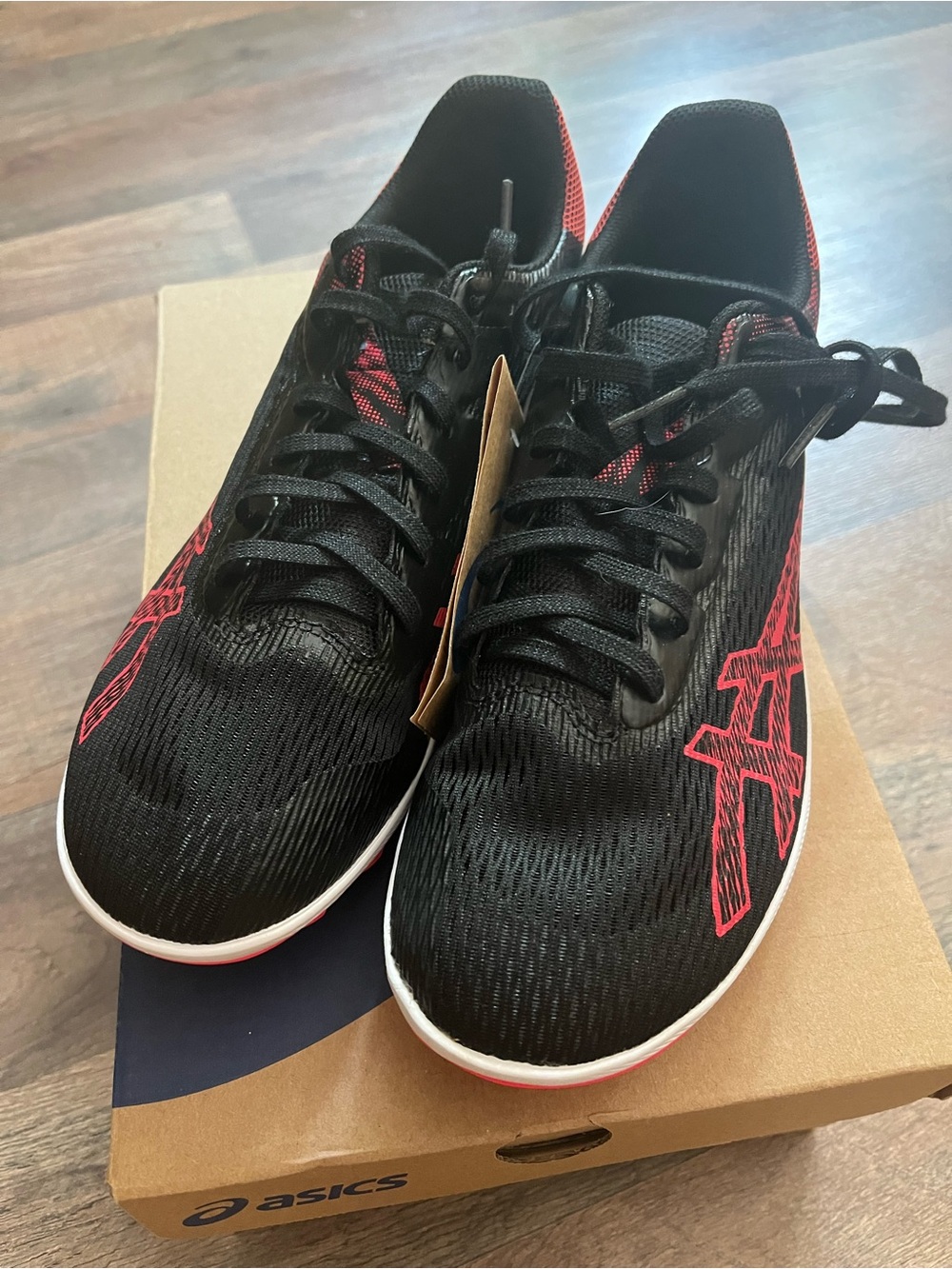 Asics Black & Red XC Spikes, Size 8-NEW IN BOX